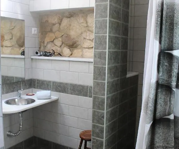 Дом отдыха Casal Do Varatojo *