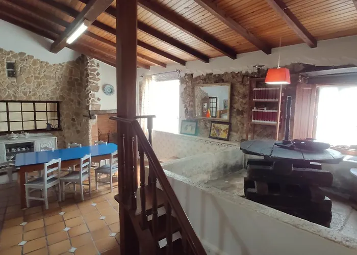 Casal Do Varatojo * Алкобаса