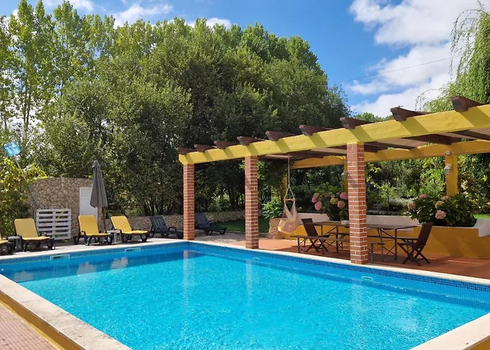 Casal Do Varatojo Дом отдыха