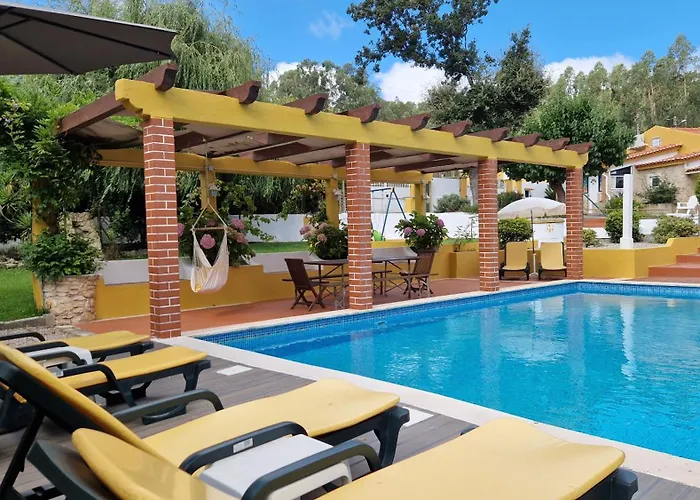 Casal Do Varatojo * Алкобаса